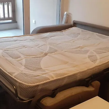 Apartment Sur Dans Neuve Proche Centre